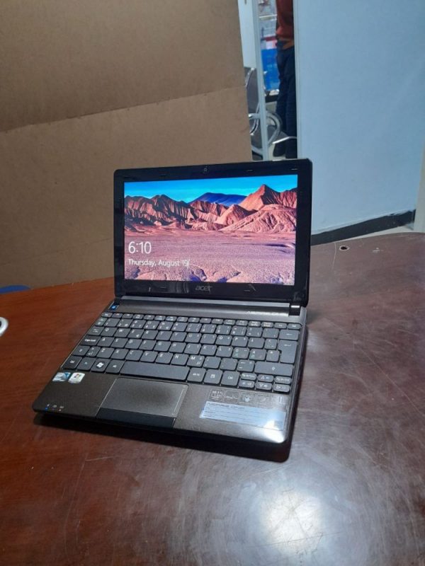 mini laptop